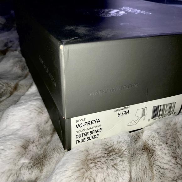New❗️Vince Camuto Freya Suede Open-Toed Heels - Picture 8 of 8